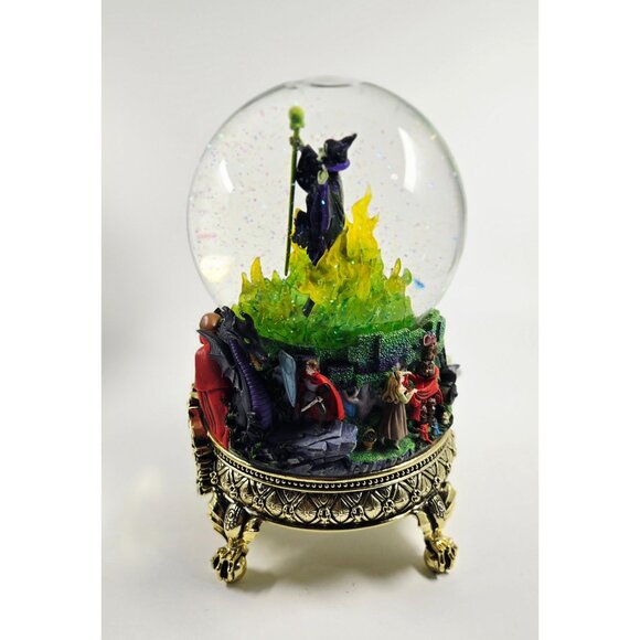 Sleeping Beauty Musical Snow Globe Marc Davis Masters of Animation Light Up - Picture 3 of 7